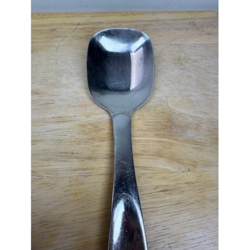 Oneida Stratford Casserole Spoon Silver Stainless Steel‎ Flatware Modern Serving